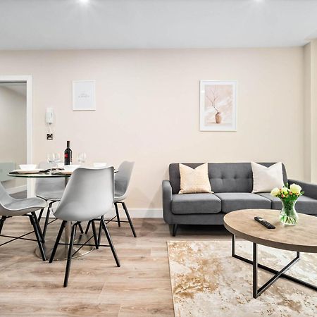 New Luxury Two Bedroom Apartment - City Centre - Netflix - Wifi - Top Rated - Jq 8Ah Birmingham Ngoại thất bức ảnh