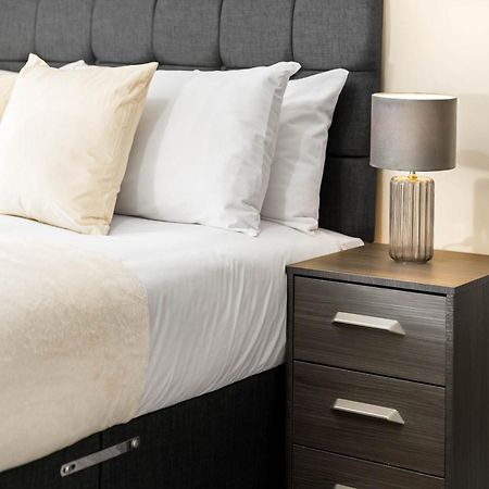 New Luxury Two Bedroom Apartment - City Centre - Netflix - Wifi - Top Rated - Jq 8Ah Birmingham Ngoại thất bức ảnh