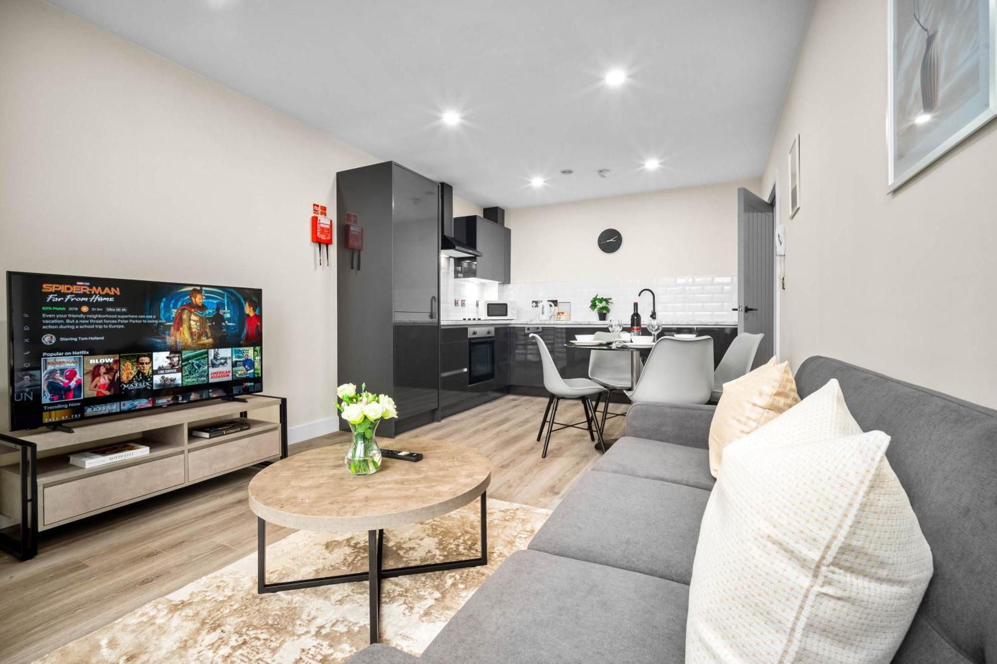New Luxury Two Bedroom Apartment - City Centre - Netflix - Wifi - Top Rated - Jq 8Ah Birmingham Ngoại thất bức ảnh